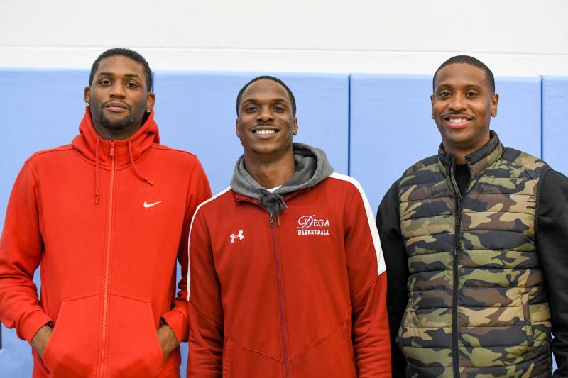 Randy Rickards, Jon Warren and Jordan Howell at Cape’s boys’ basketball game Dec. 19. DAVE FREDERICK PHOTOS